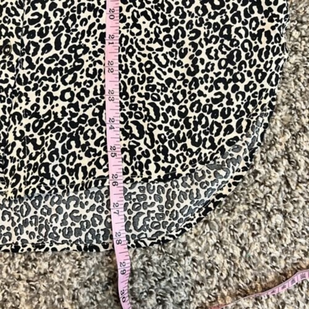 Grand & Greene Small Leopard Animal Print Roll Tab Long Sleeve Button Up Blouse - Picture 12 of 14